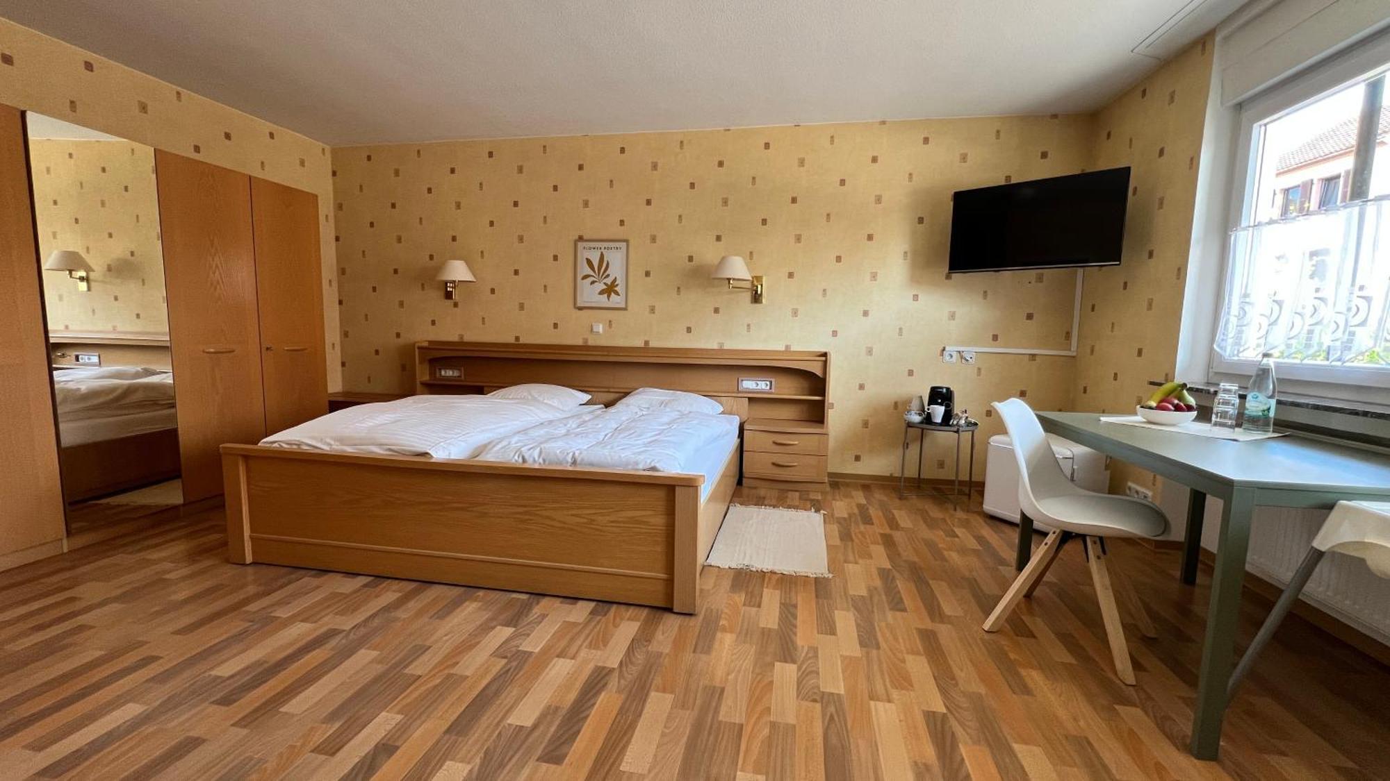 Gaestehaus Kliebenstein Saarwellingen Exteriör bild
