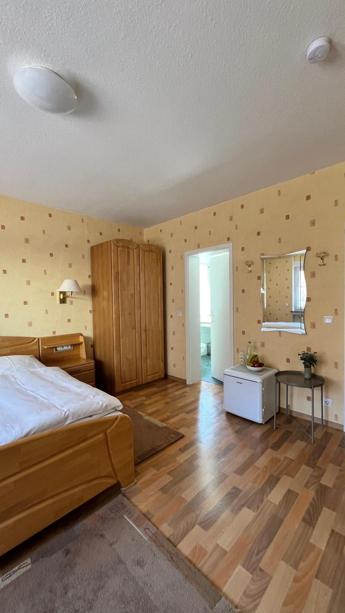 Gaestehaus Kliebenstein Saarwellingen Exteriör bild