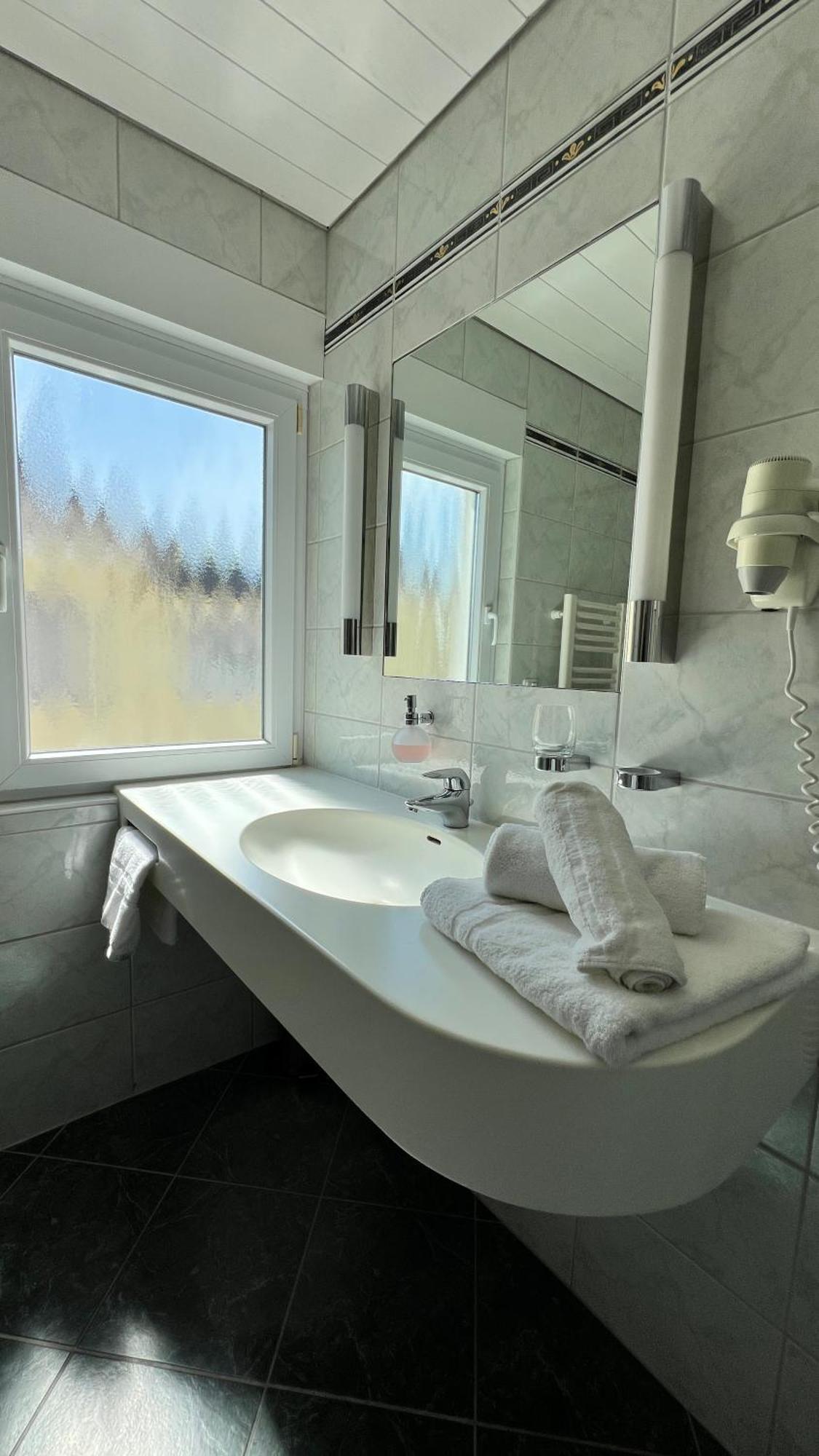 Gaestehaus Kliebenstein Saarwellingen Exteriör bild